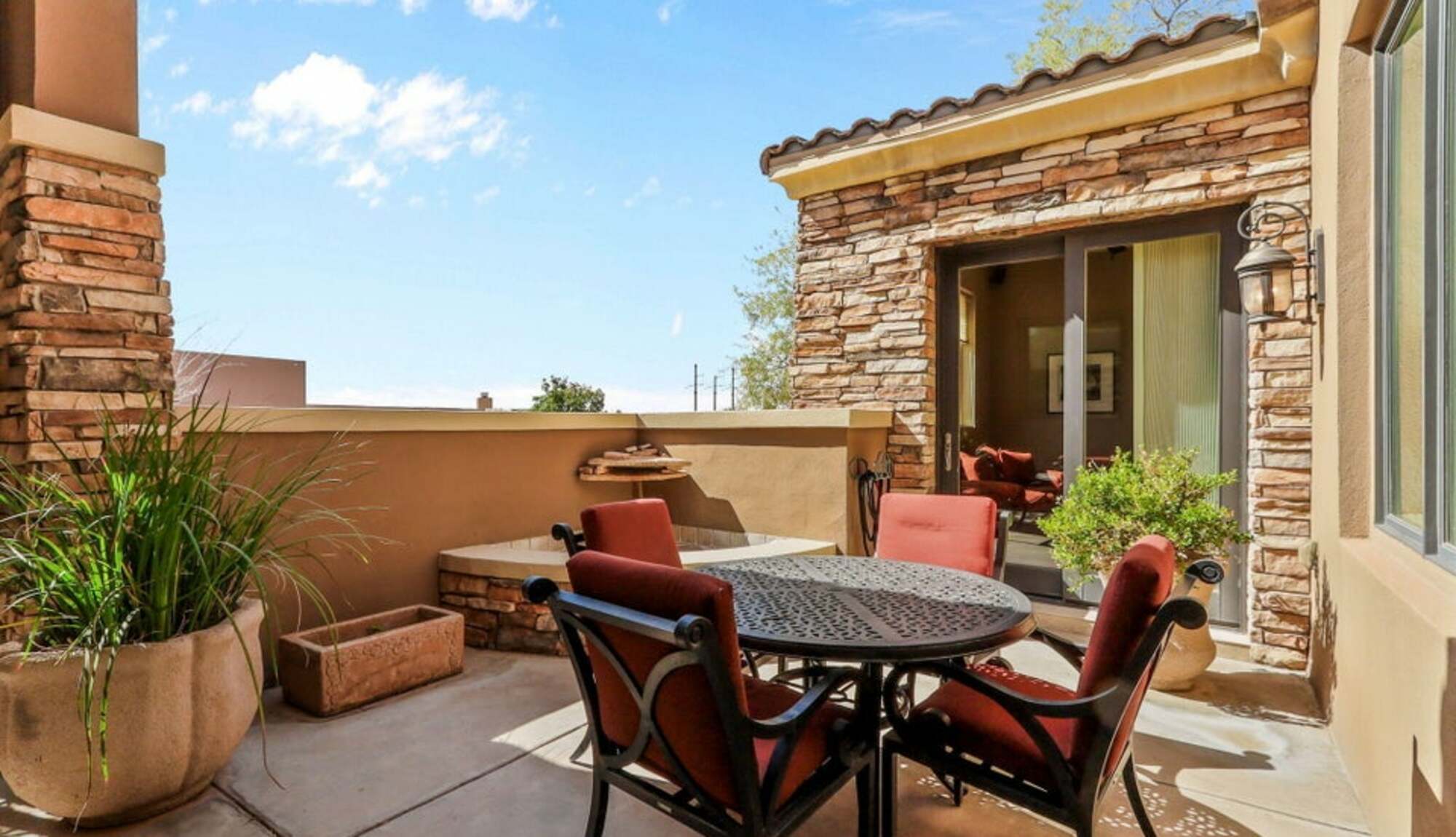 20251027184325697922000000-o