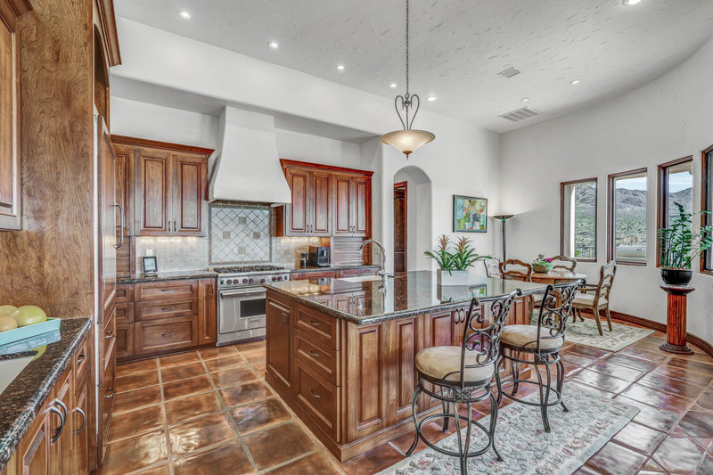 Calle_pino_mls_ready-12