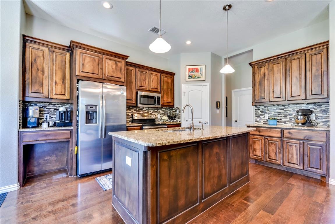 015-259351-401_cowal_street_n_15_6132934__medium_