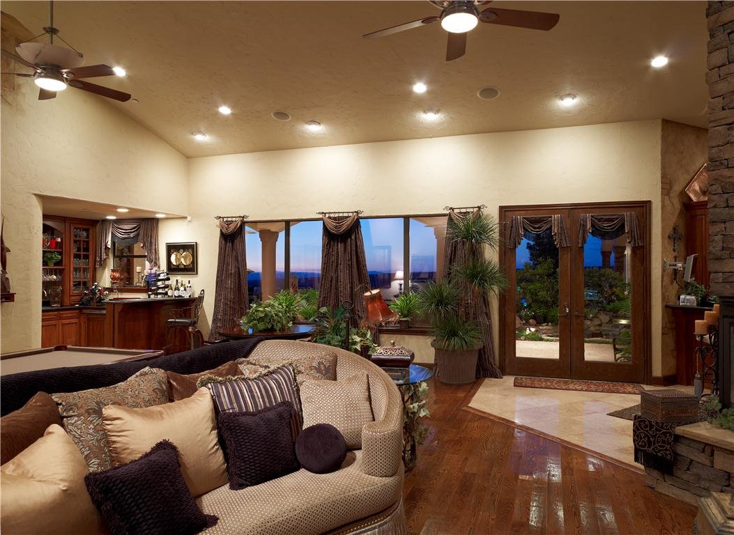 Lewis_home_16485f__medium_