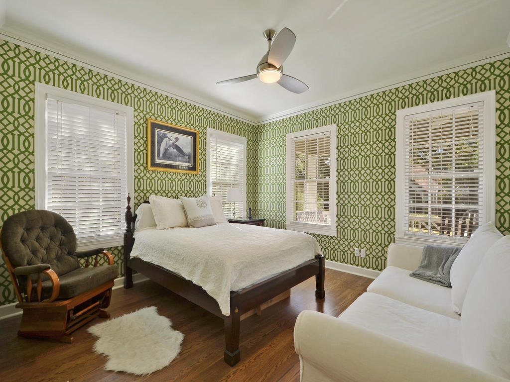 700_e_43rd_st-mls_size-030-other_bed_001-1024x768-72dpi
