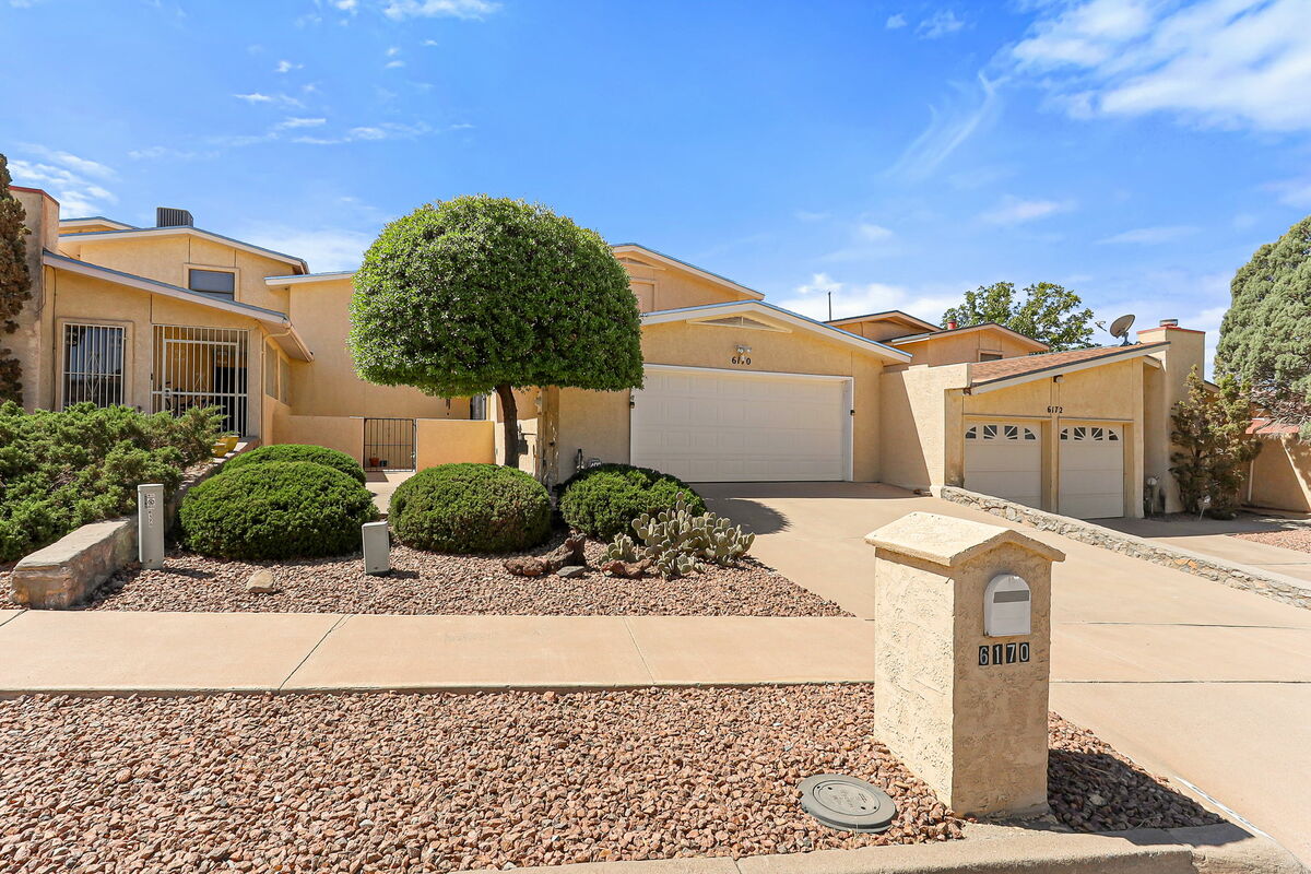 6170 Los Robles