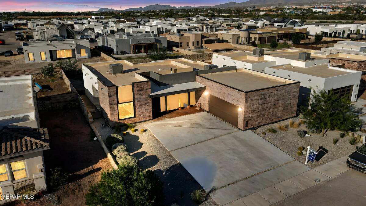 20251015034411083514000000-o