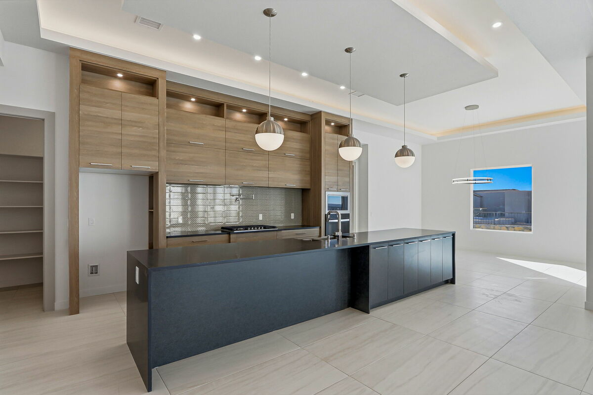 20-web-or-mls-img_8463