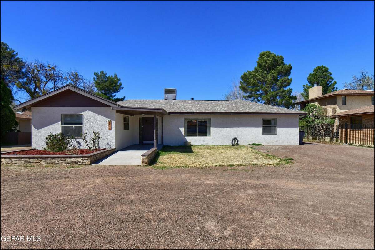 5117 Camino De La Vista