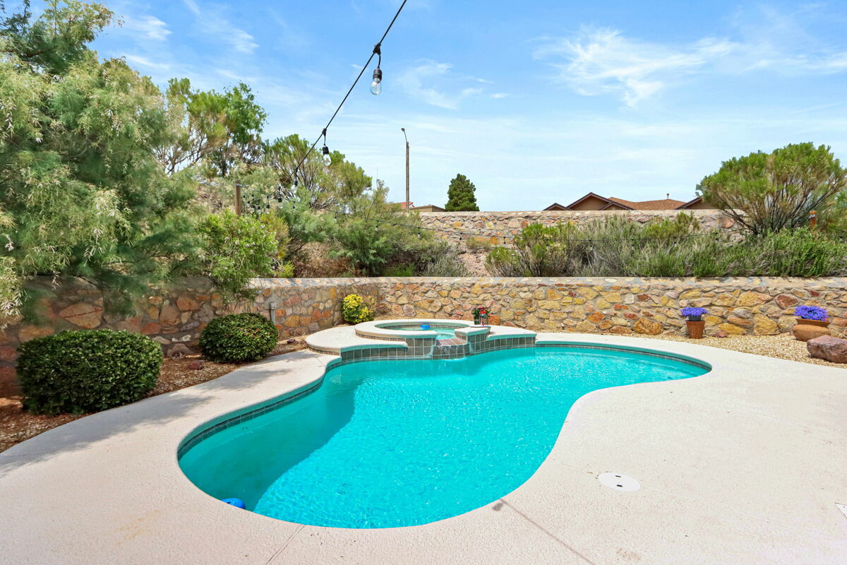 41-web-or-mls-img_9592