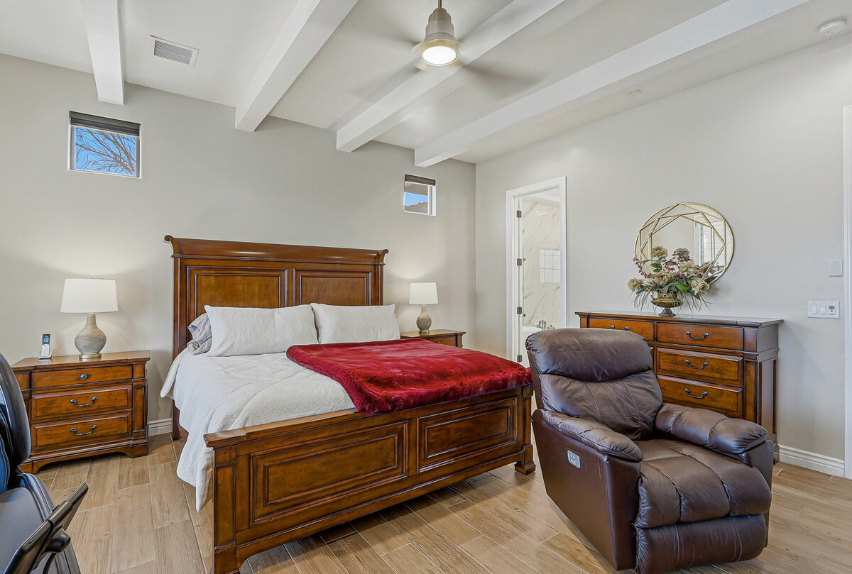 43-web-or-mls-img_5209