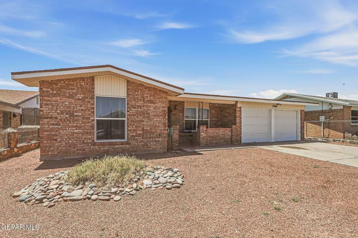 5760 Longview