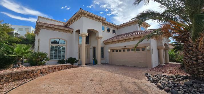 1042 Calle Flor Place 